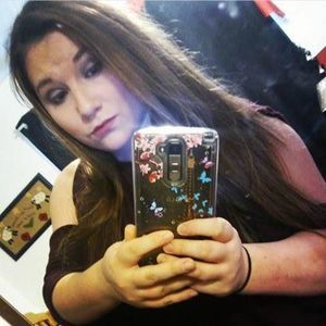 Meet your Posher, Debra